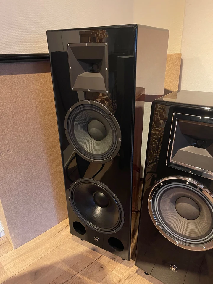 Daniel Hertz M4 — hoofdfoto