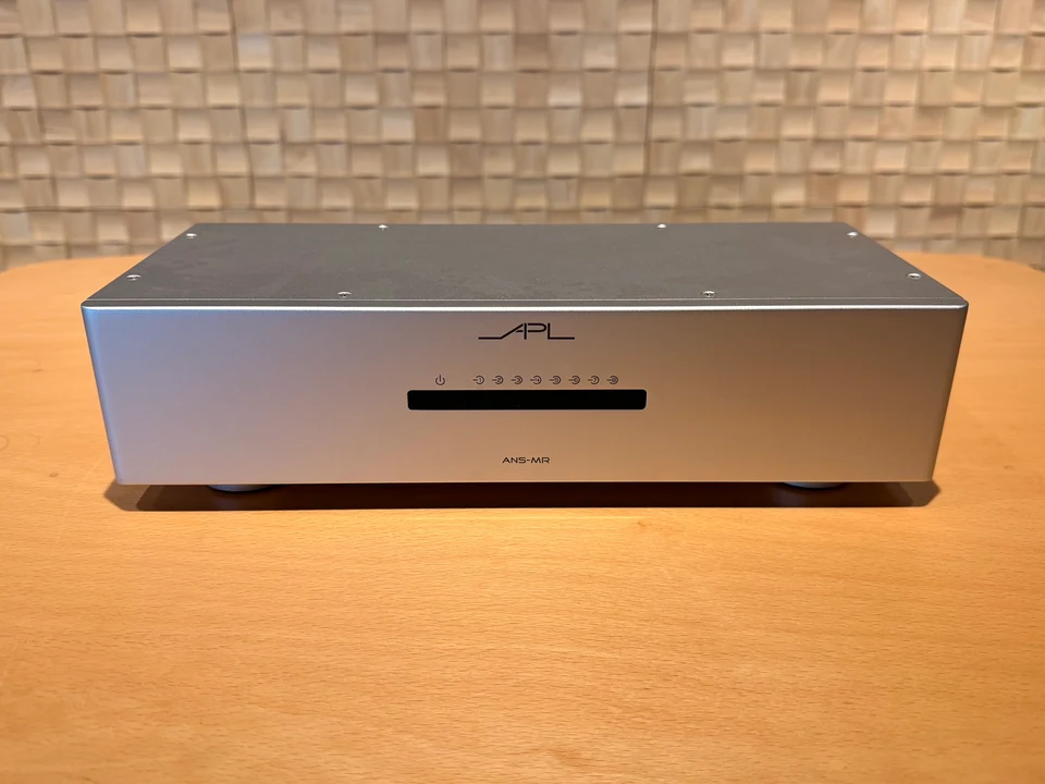 APL Hi-Fi ANS-MR netwerk switch