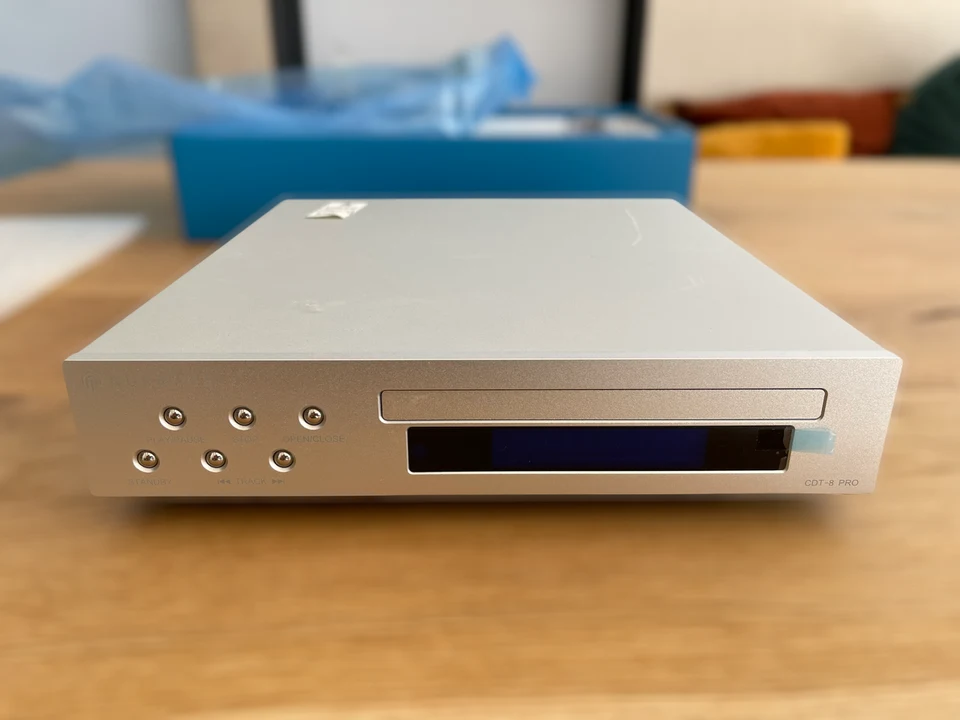Nuprime CDT-8 pro cd-loopwerk — hoofdfoto