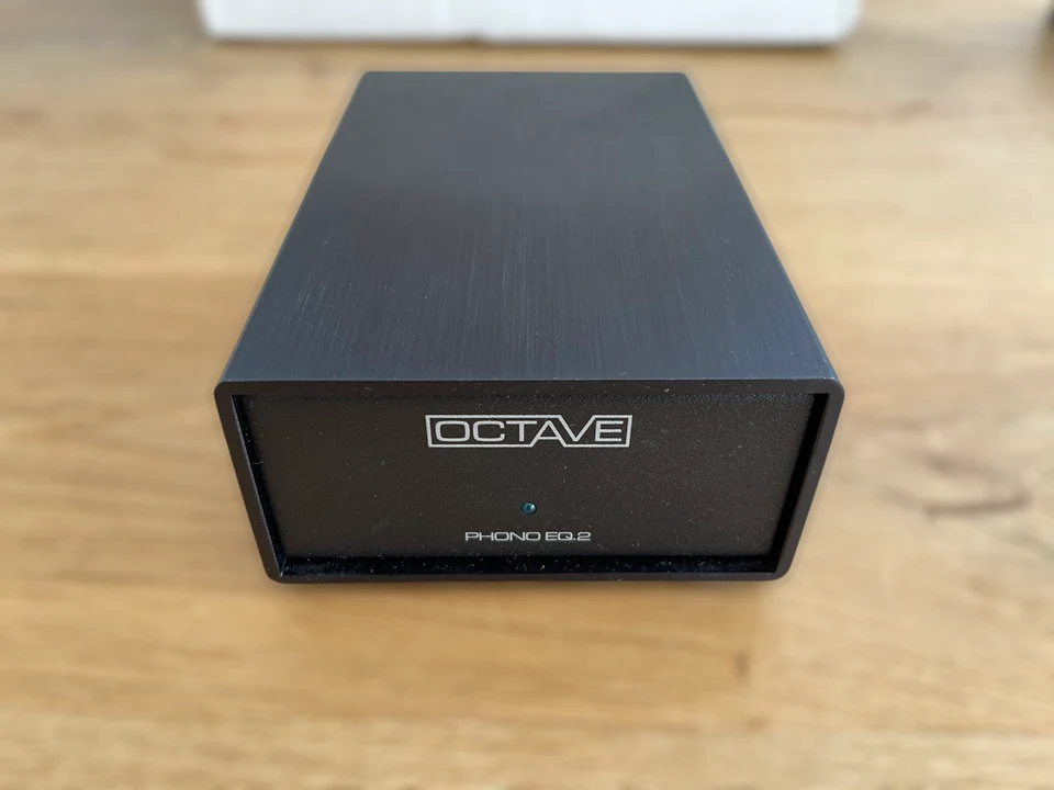 Octave Phono EQ2 met SBooster — hoofdfoto