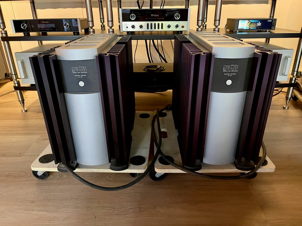 Mark Levinson 33H — hoofdfoto
