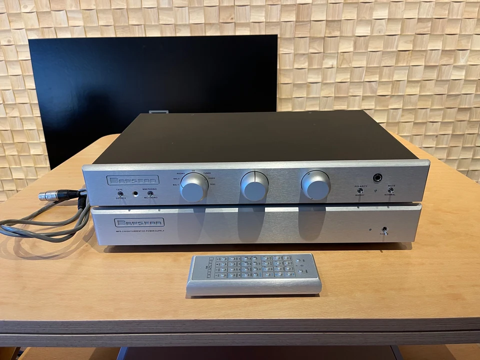 Bryston BP 26 MC en MPS-2 — hoofdfoto