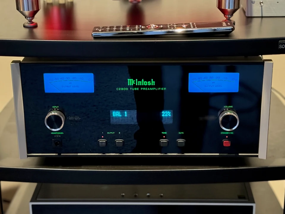 McIntosh C2800 — hoofdfoto