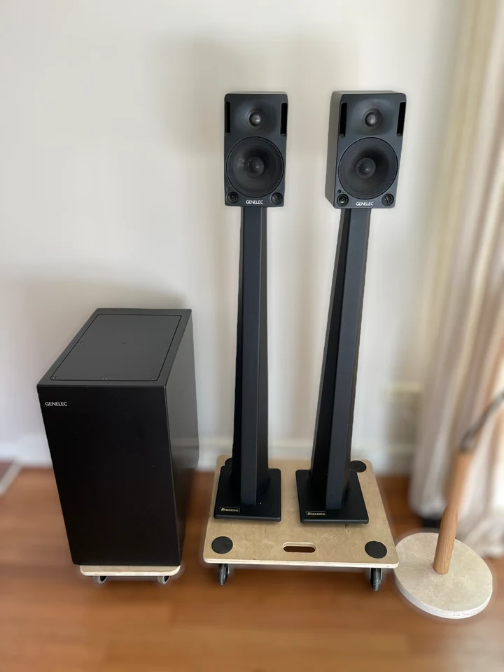 Genelec 1029 studio monitoren en 1092 sub — hoofdfoto