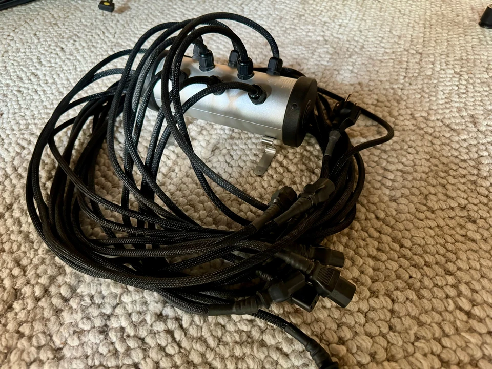Naim Powerigel - Musicline - powerblock — hoofdfoto