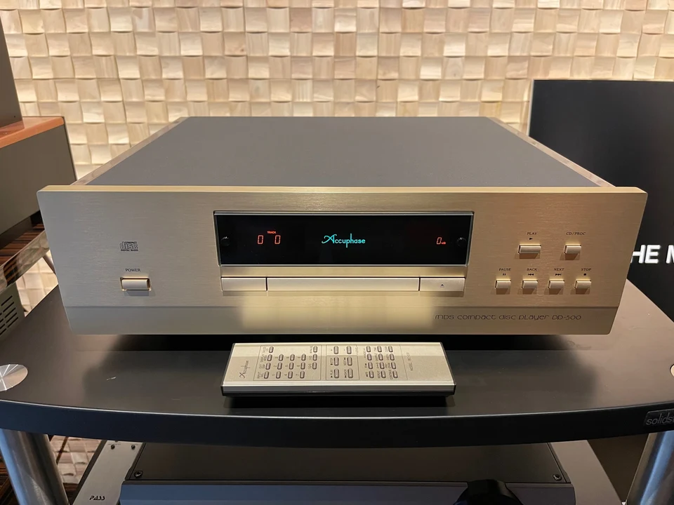 Accuphase DP500 - als nieuw — hoofdfoto