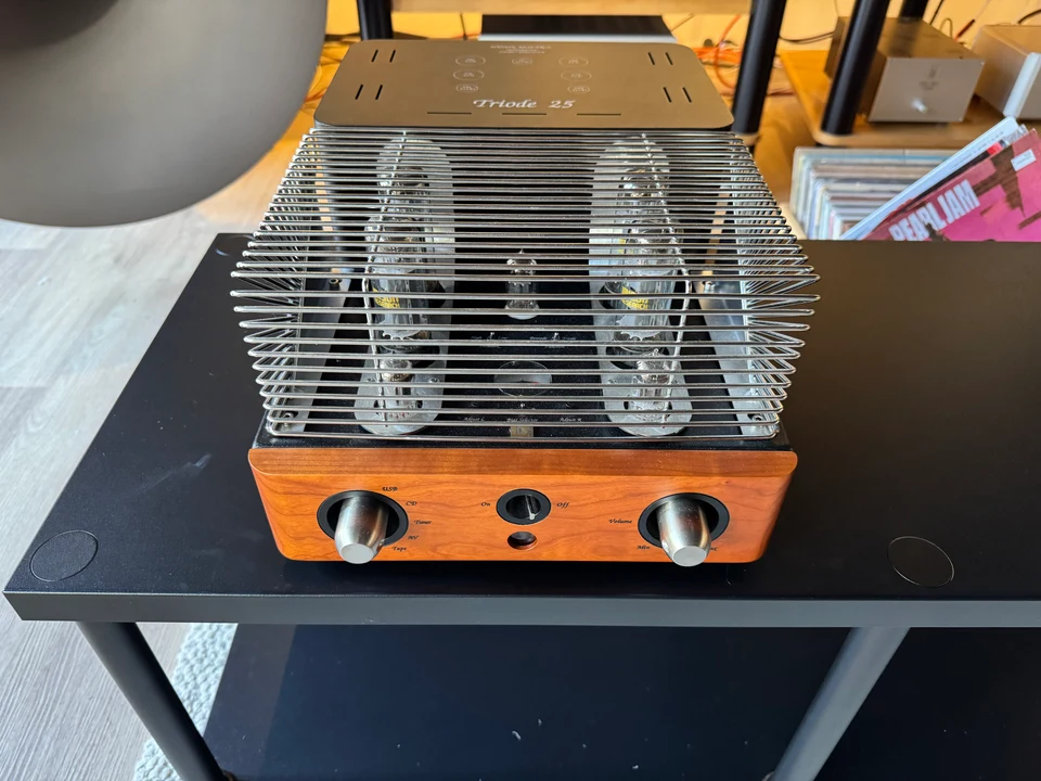 Unison Research Triode 25 — hoofdfoto