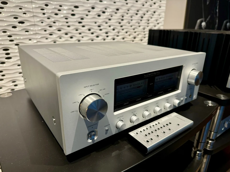 Luxman L505ux mk2 — hoofdfoto