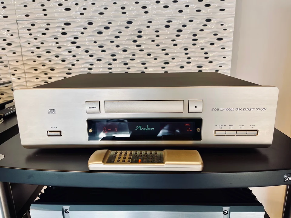 Accuphase DP-55V — hoofdfoto
