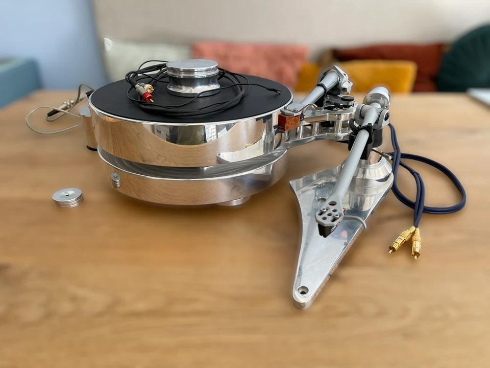 Transrotor Fatbob S met SME IV — hoofdfoto