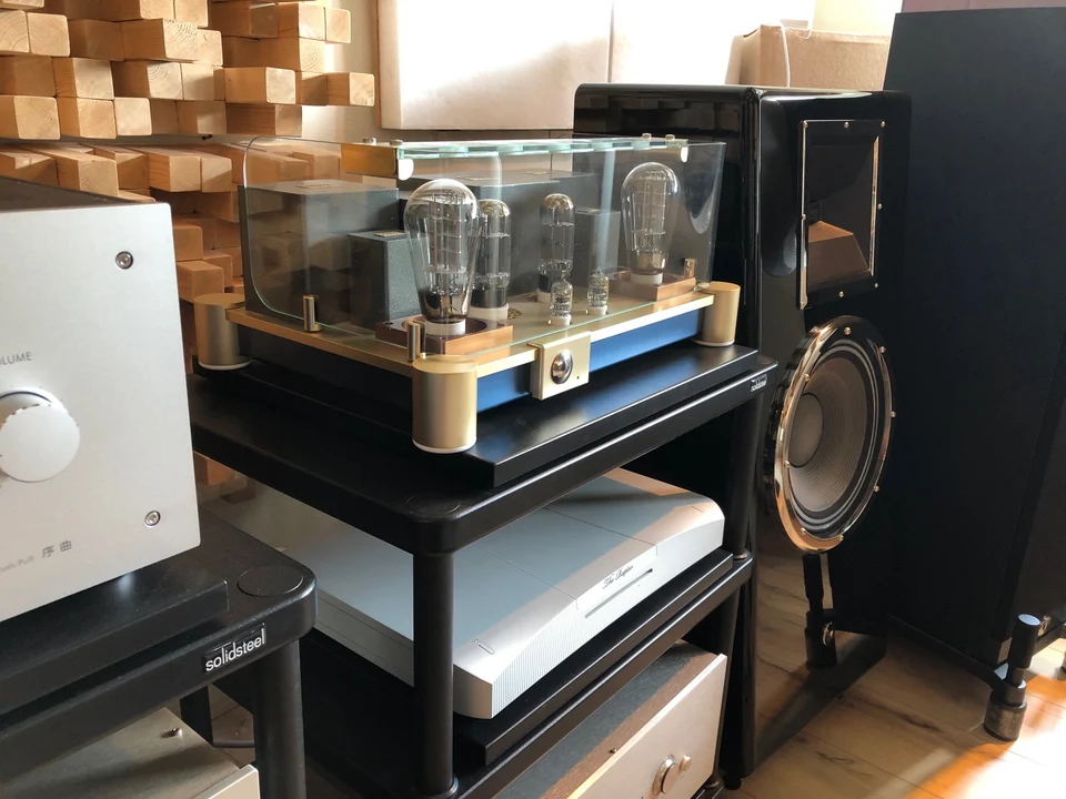 Wavac EC-300B buizen eindversterker — hoofdfoto