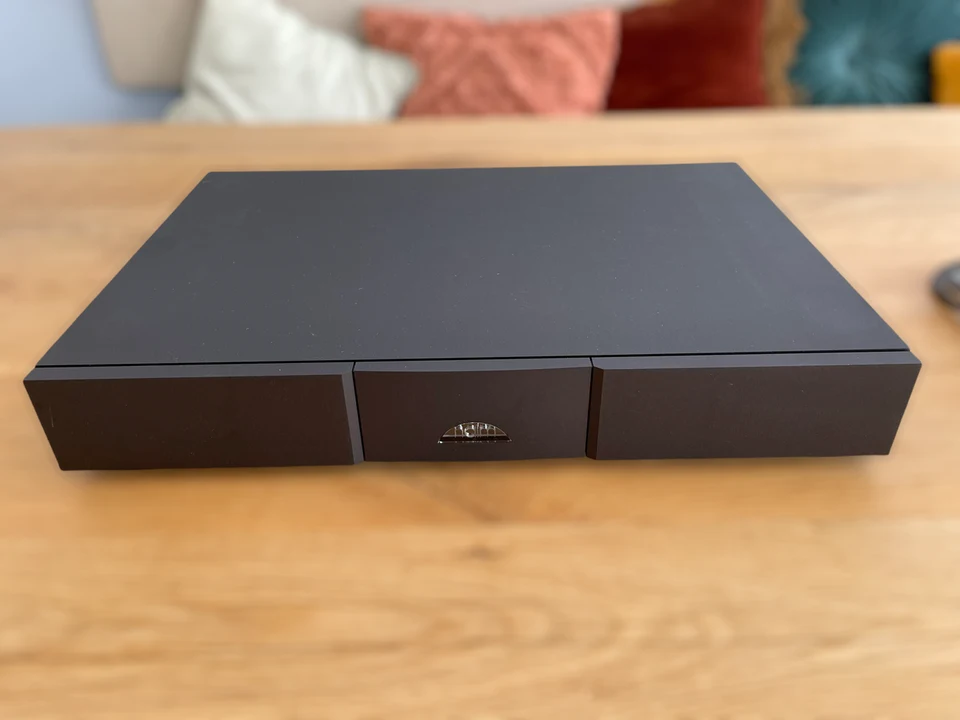 Naim Flatcap XS voeding — hoofdfoto