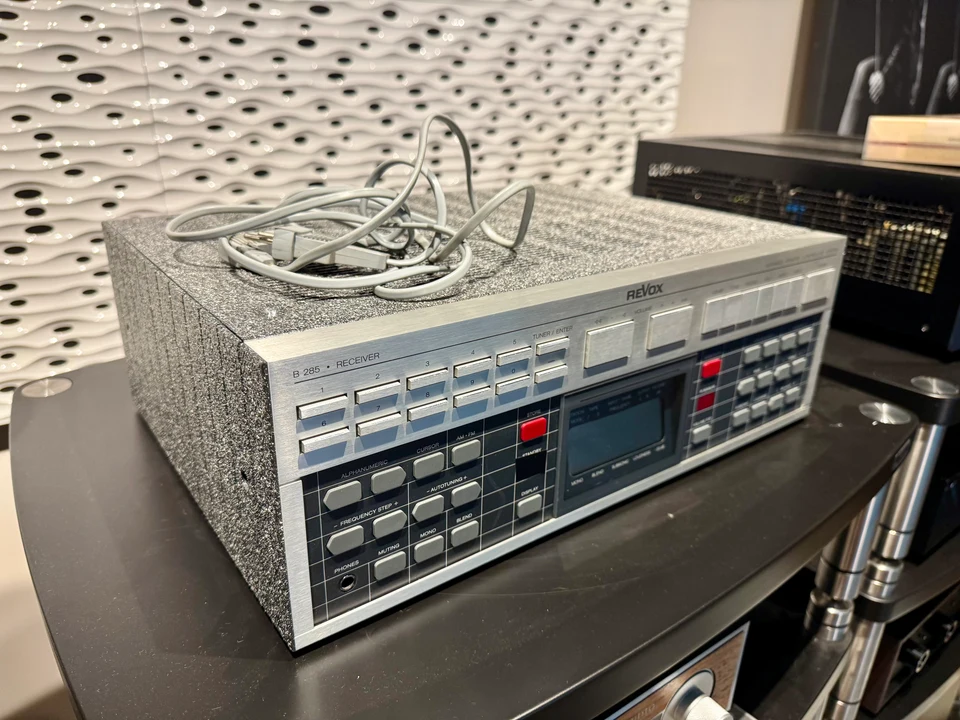 Revox B285 - receiver — hoofdfoto
