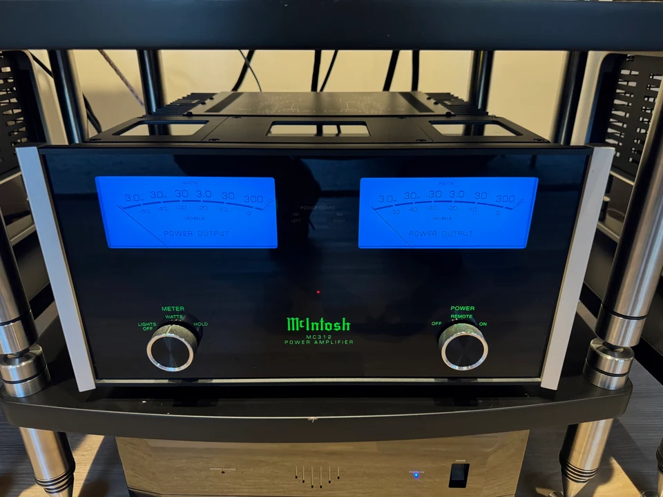 Mcintosh MC312 — hoofdfoto