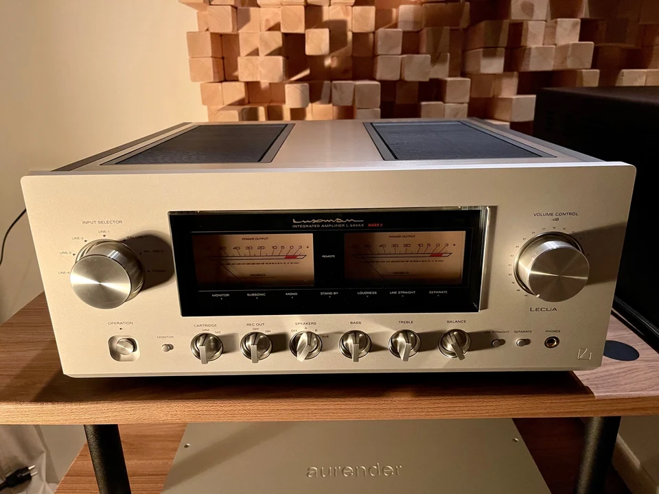 Luxman L590AX mk2 — hoofdfoto