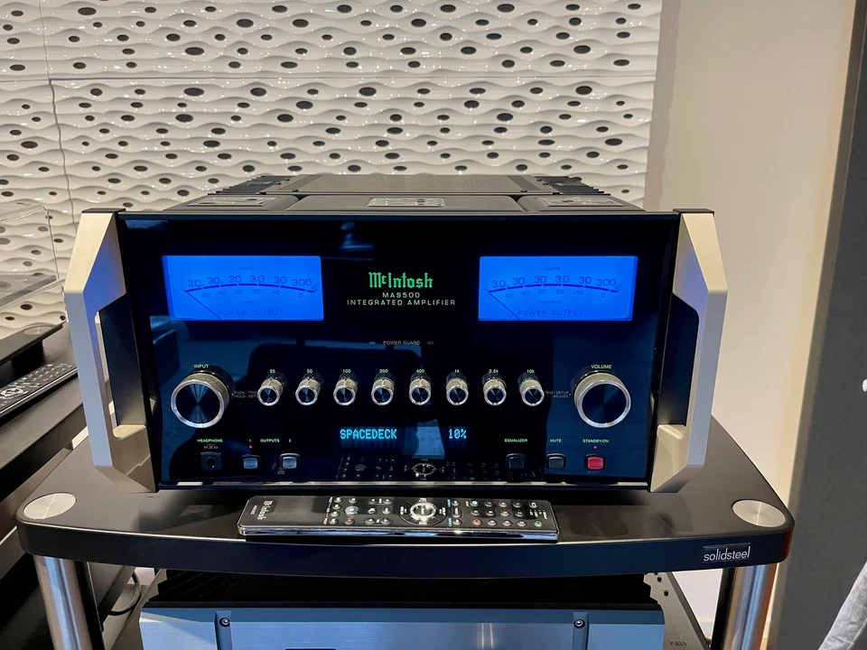 McIntosh MA9500 — hoofdfoto
