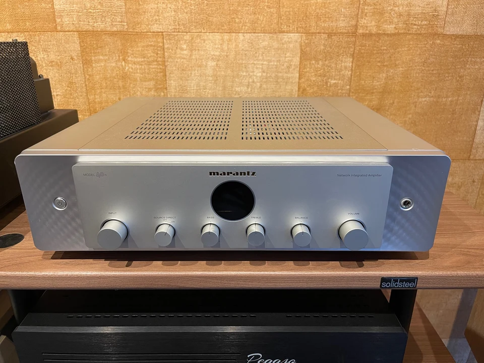 Marantz 40n — hoofdfoto