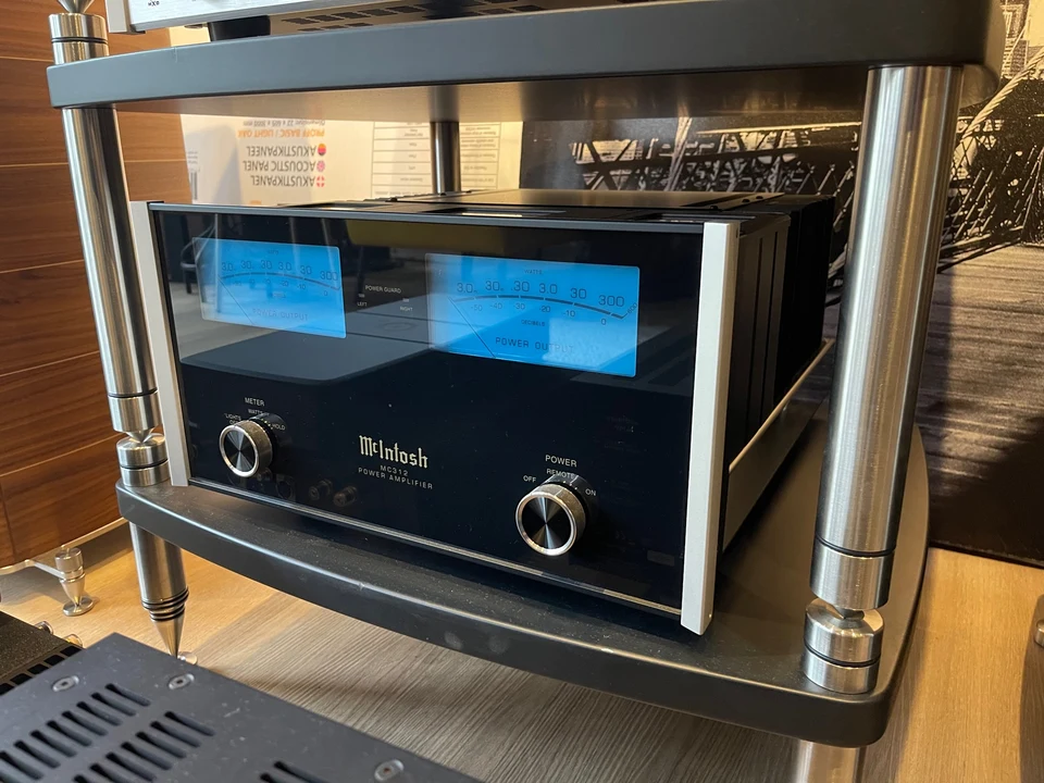 McIntosh MC312 — hoofdfoto